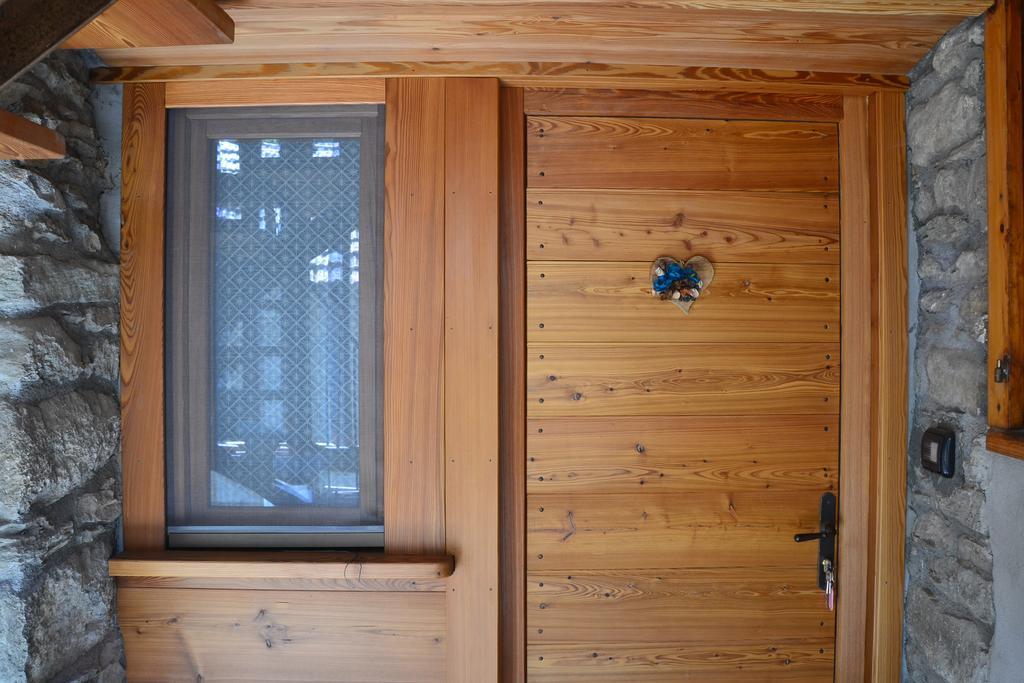 Lo Coppa Fen Appartement Aosta Kamer foto