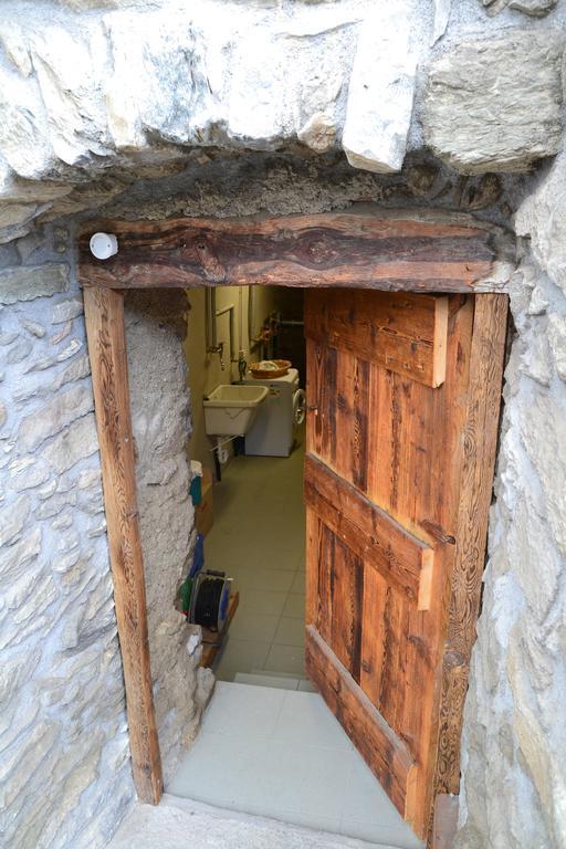Lo Coppa Fen Appartement Aosta Buitenkant foto