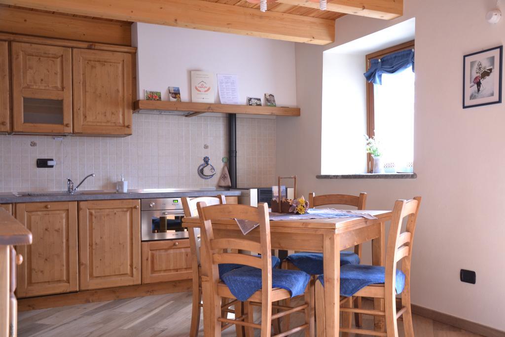 Lo Coppa Fen Appartement Aosta Buitenkant foto